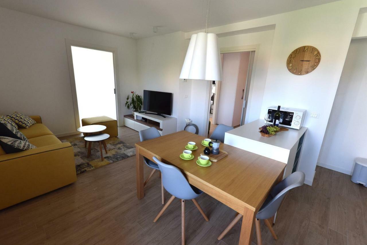 Apartment Vostan Pula Bagian luar foto