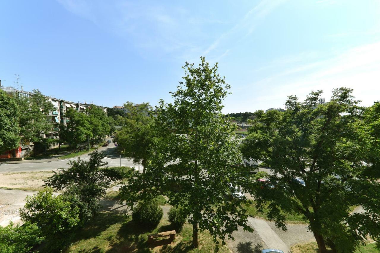 Apartment Vostan Pula Bagian luar foto