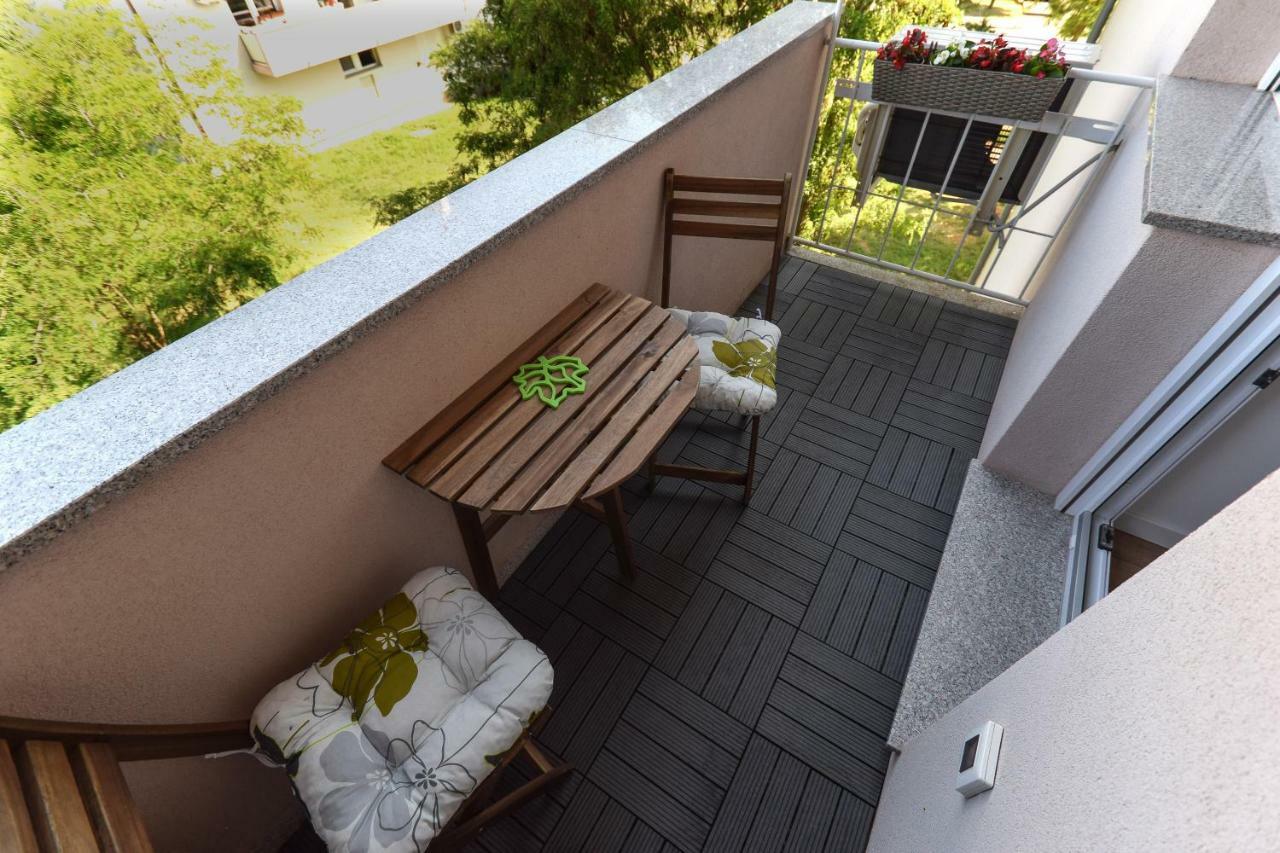 Apartment Vostan Pula Bagian luar foto