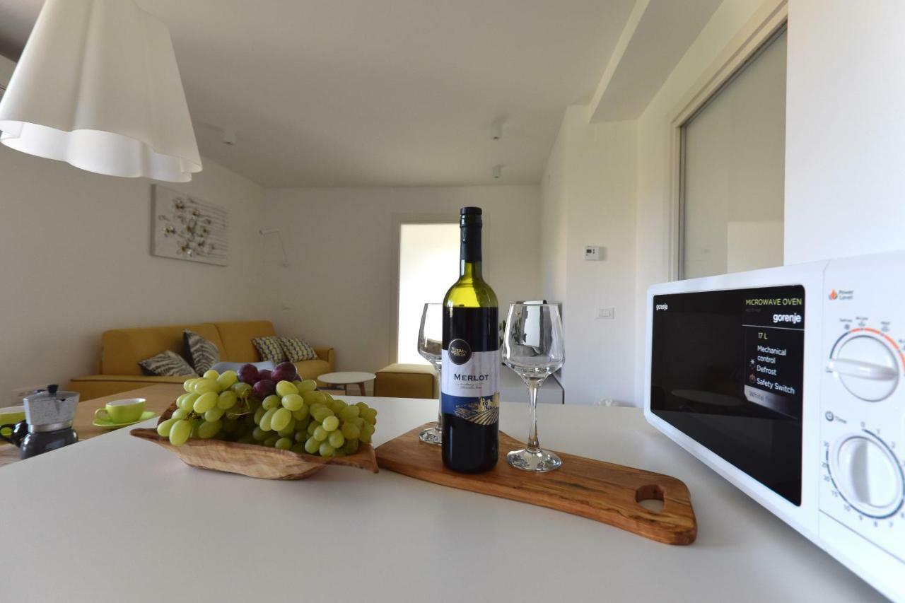 Apartment Vostan Pula Bagian luar foto