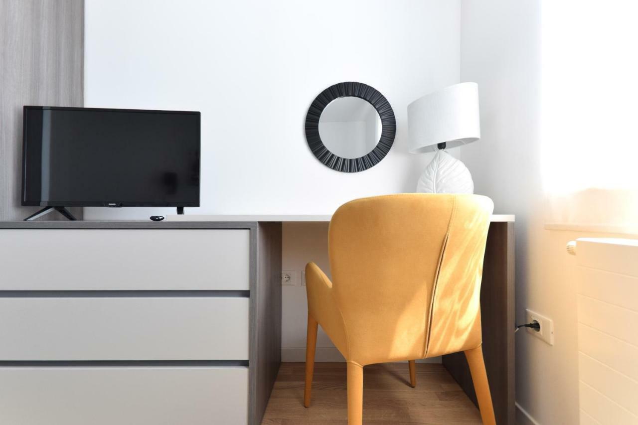 Apartment Vostan Pula Bagian luar foto